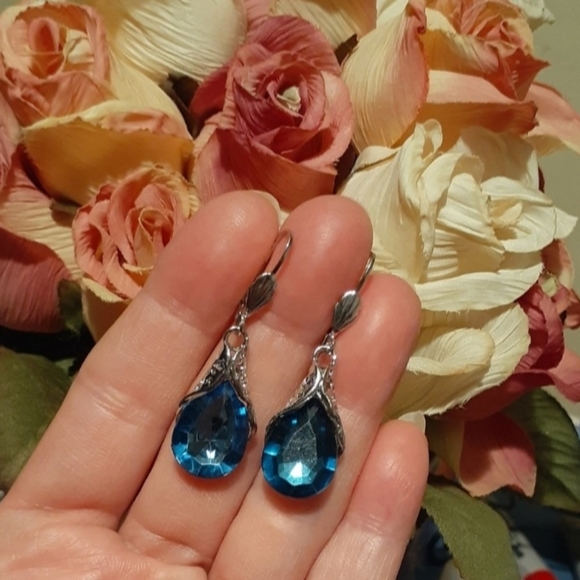 London Blue Topaz Teardrop Scroll Filigree Earrings - Picture 2 of 4